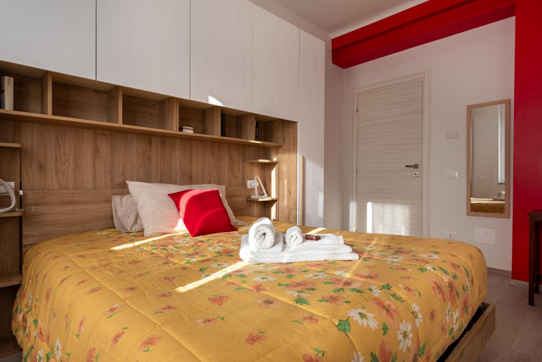 Au Moulin De La Galette Vicino Milano, Mxp E Parking Free Hotel Canegrate Exterior photo